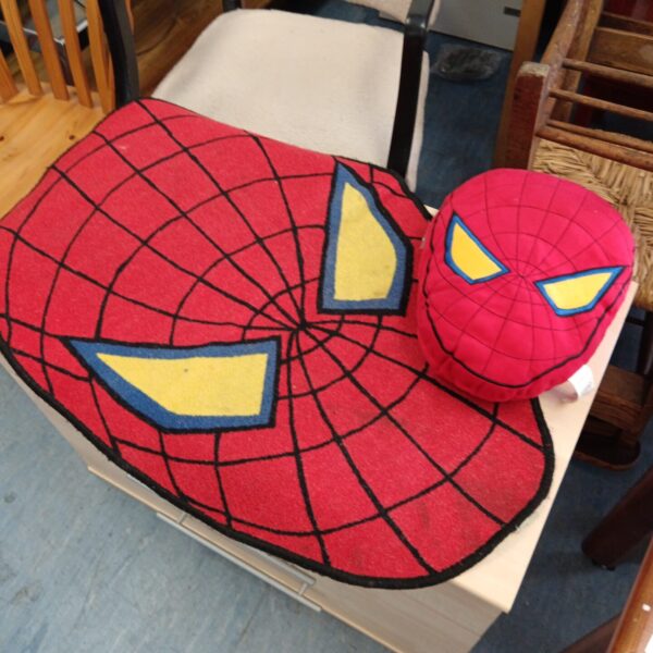 Vintage Spiderman floor mat and cushion, a colourful collectible.