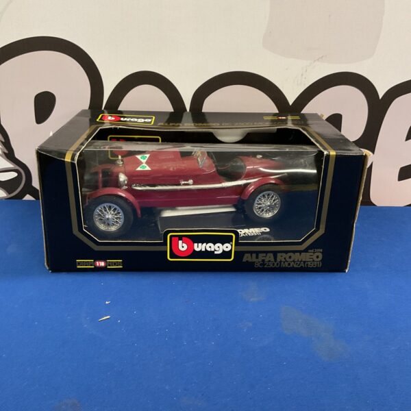 Boxed Burago Alfa Romeo 8C 2300 Monza diecast model car.