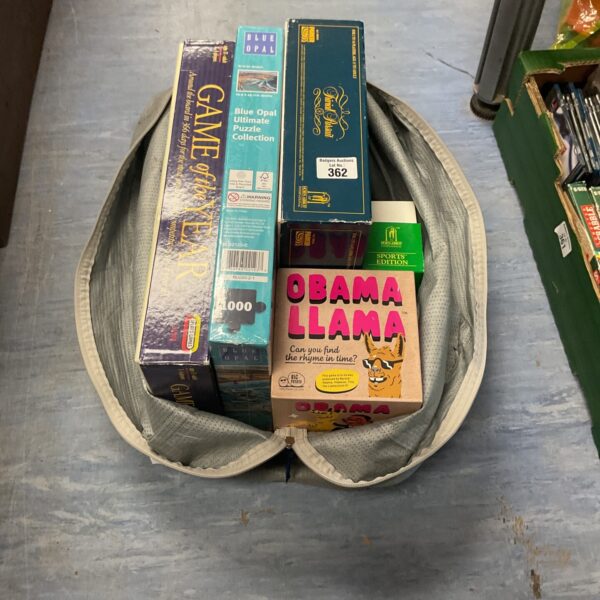 Mixed lot of board games including Trivial Pursuit and Obama Llama.