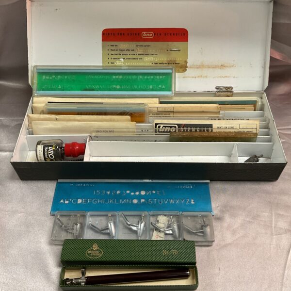 Vintage Uno pen stencil outfit with instructions.