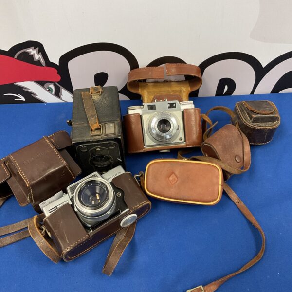 Vintage camera lot including Rank Mamiya and Zeiss Ikon cameras.