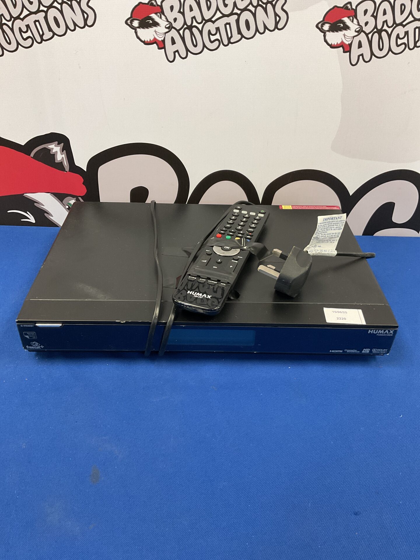 140 Humax foxsat-hdr with remote