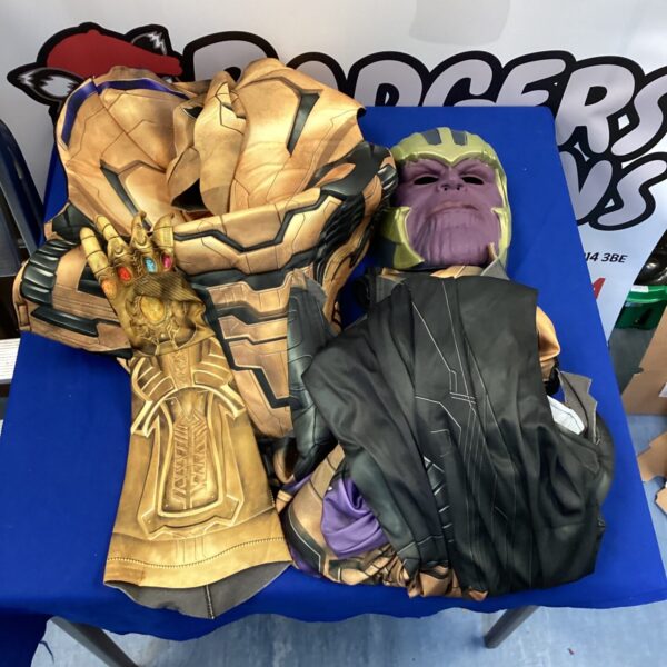 Detailed adult-sized Thanos Infinity Gauntlet replica for cosplay.