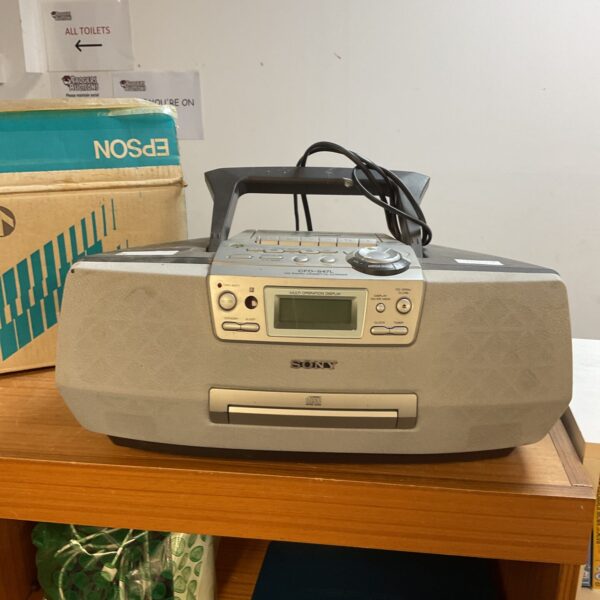 Vintage Sony CGD-S47L CD radio boombox in good condition.