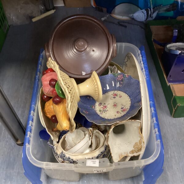 Mixed china and crockery lot with vintage plates and cups.