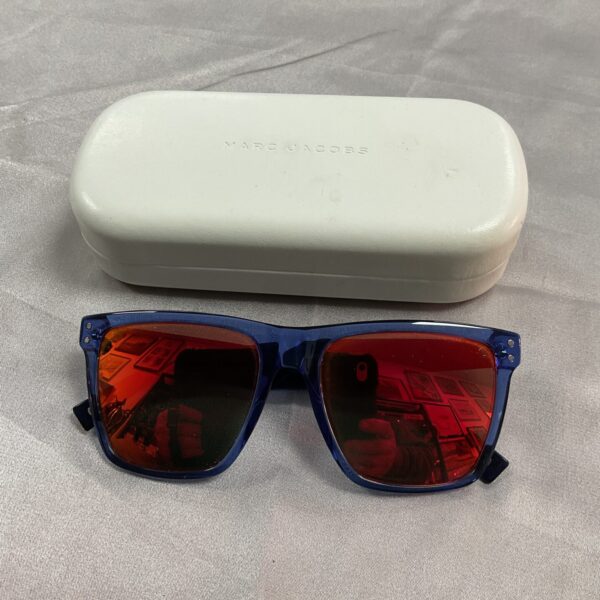Stylish blue Marc Jacobs sunglasses with mirrored lenses.