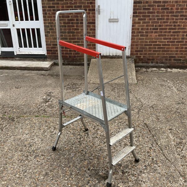Used Beldray aluminium platform ladder for DIY and garden work.
