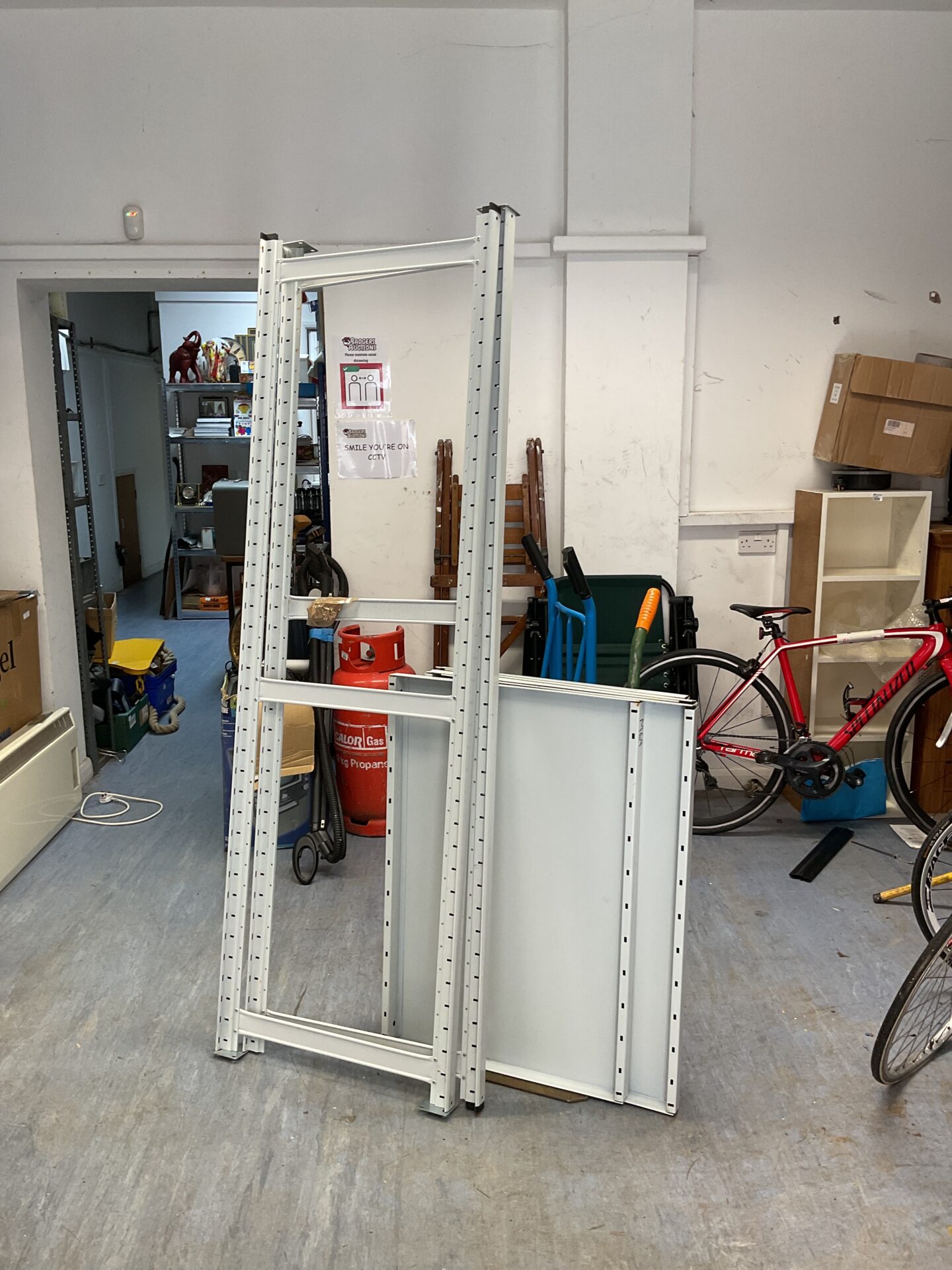 980 Heavy duty metal shelving unit