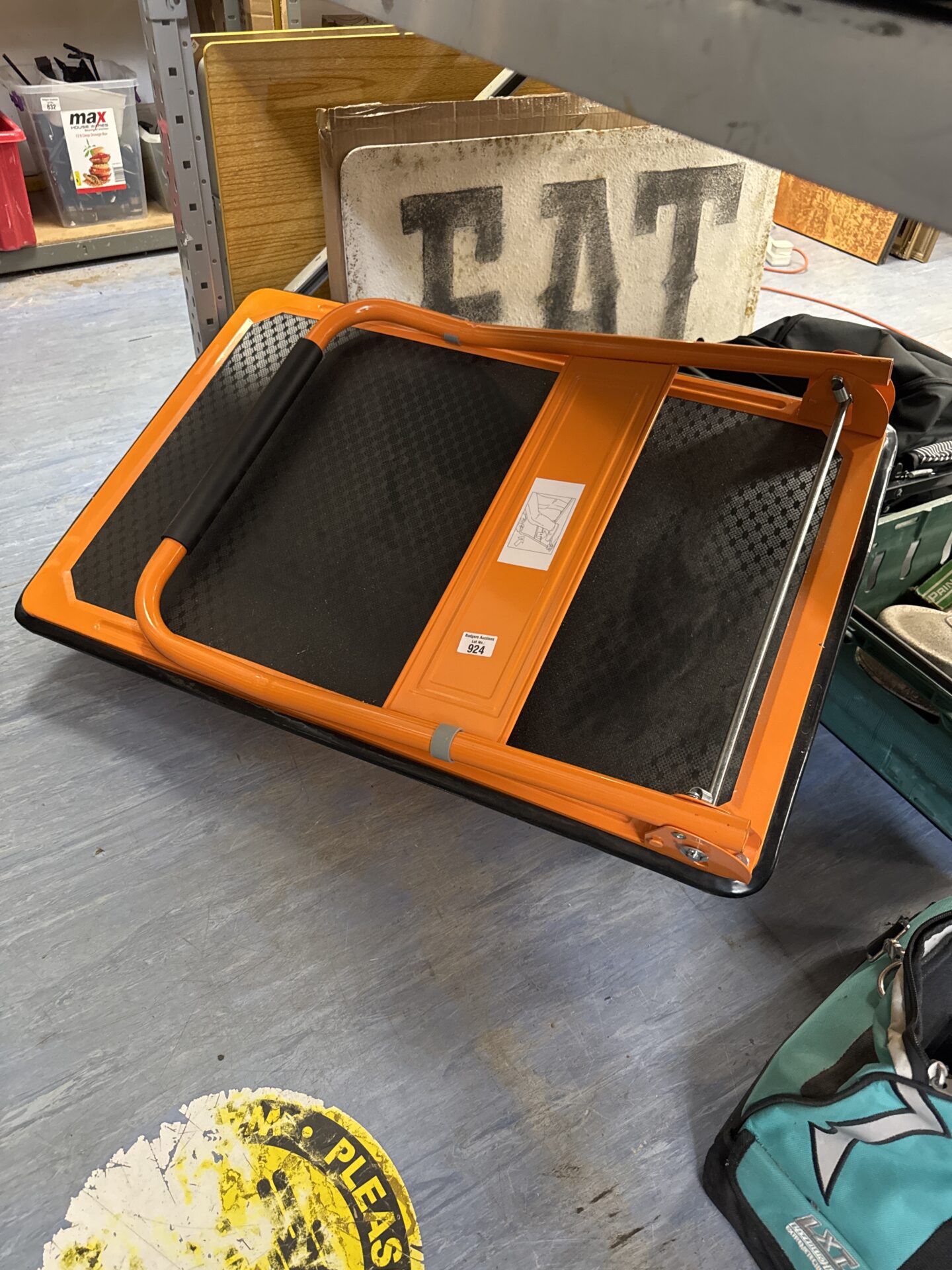 924 Large goods moving trolley