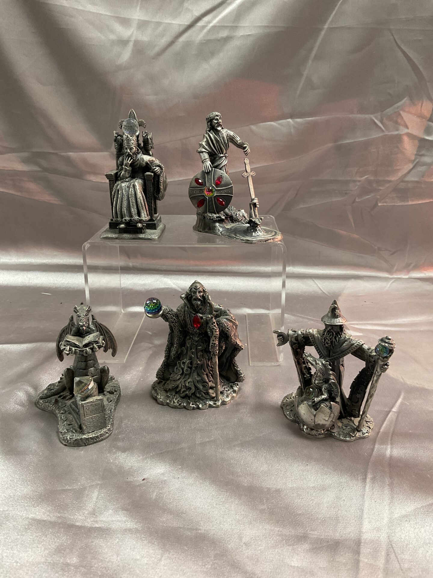 674 five pewter fatasy figures king arthur moon wizard ect