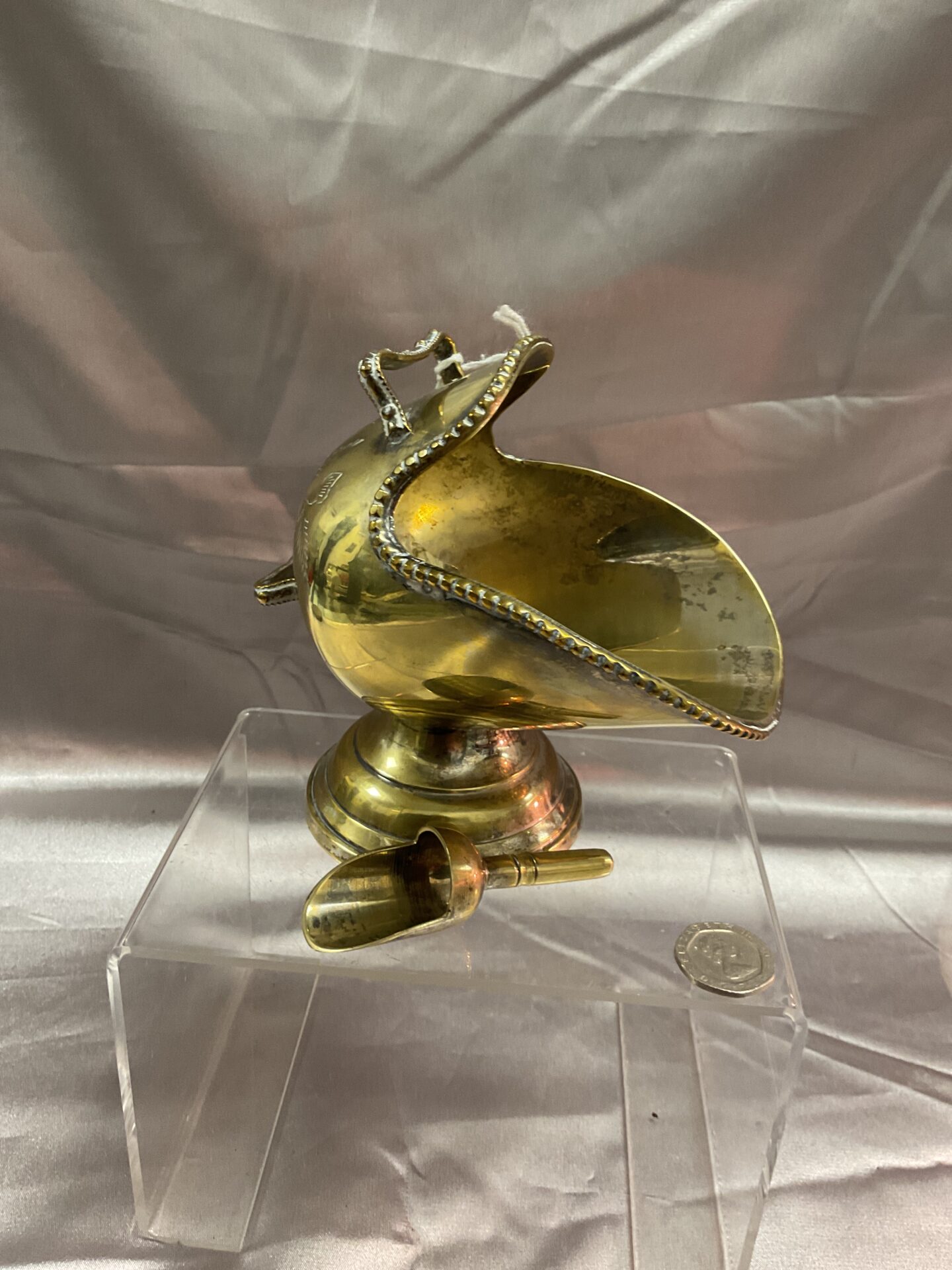 681 vintage brass sugar salt coal skuttle with scoop