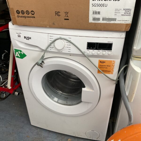 White Bush WMDF814W washing machine for sale.
