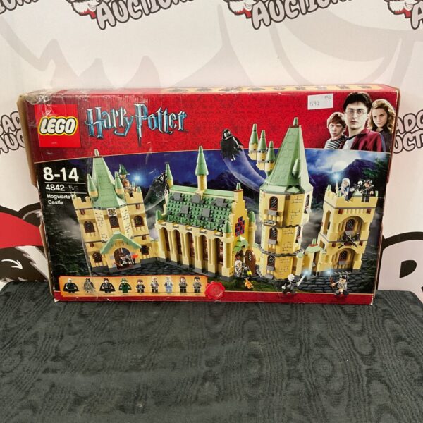 Lego Harry Potter Hogwarts Castle set 4842, detailed view.