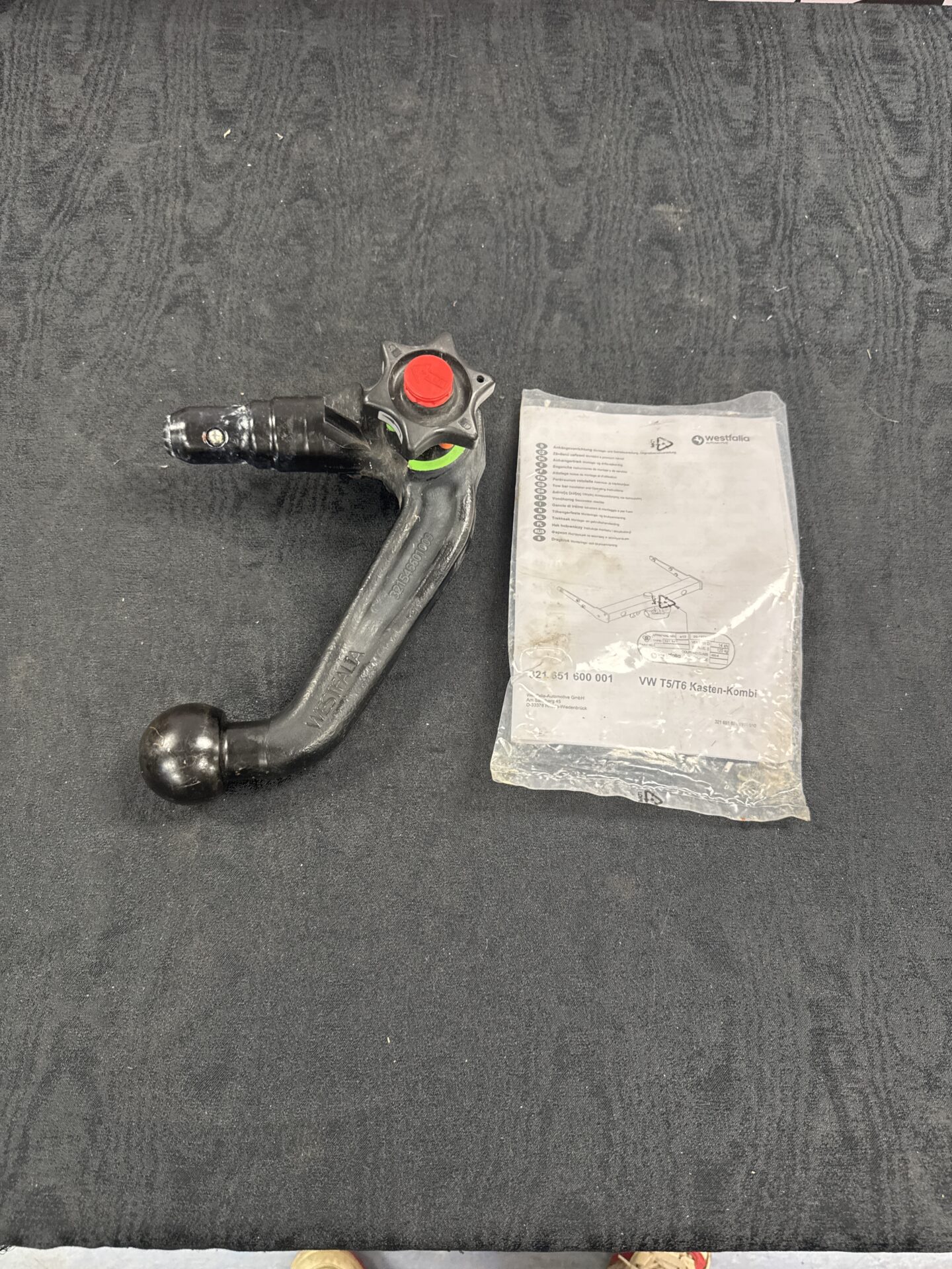 818 Westfalia tow bar ball for Vw t5/t6 – comes with key