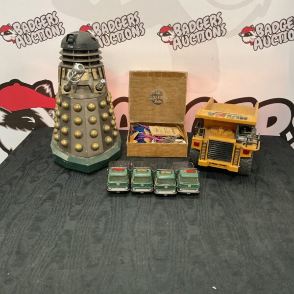Vintage Dinky Toys tipper truck and Doctor Who Dalek in a mixed toy lot.