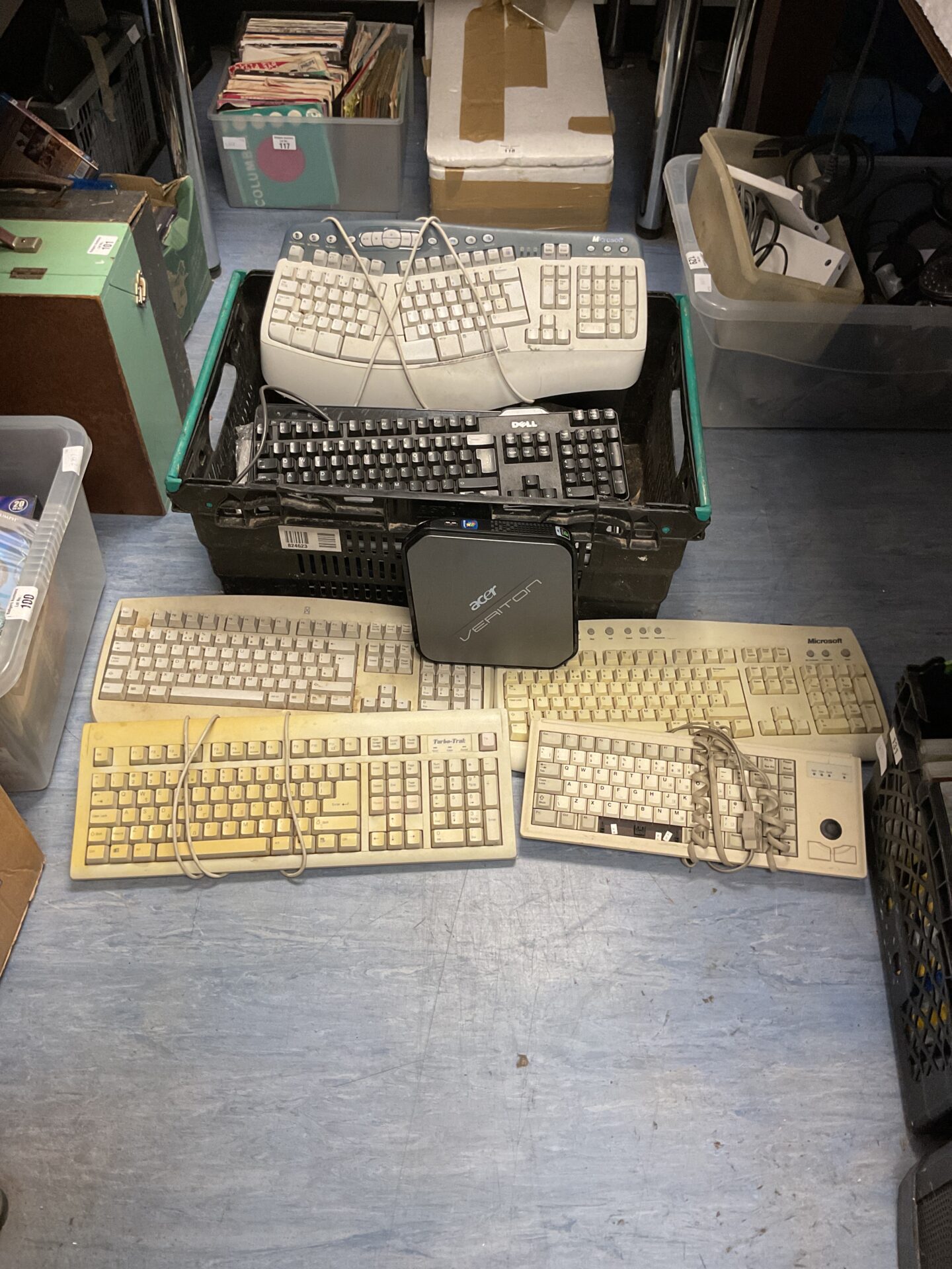 134 Crate of mixed keyboards inc retro packard bell, microsoft, turbo track and acer veriton mini pc