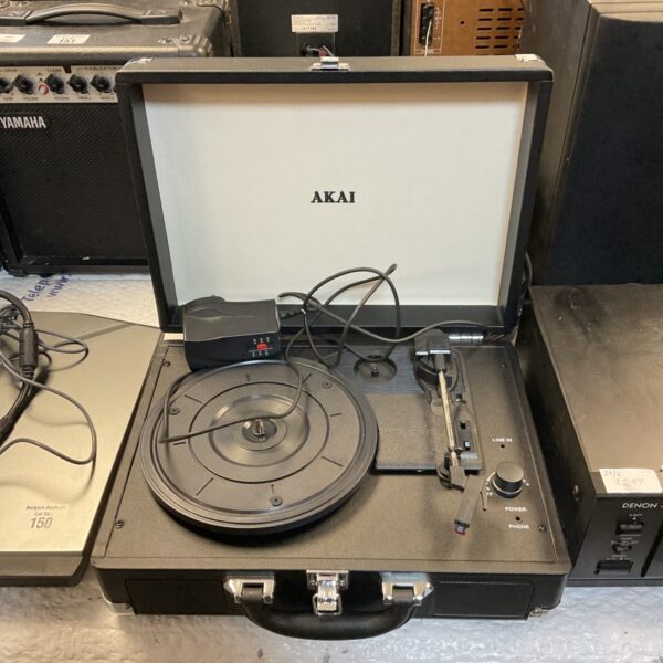 Vintage Akai portable turntable record player in good condition.