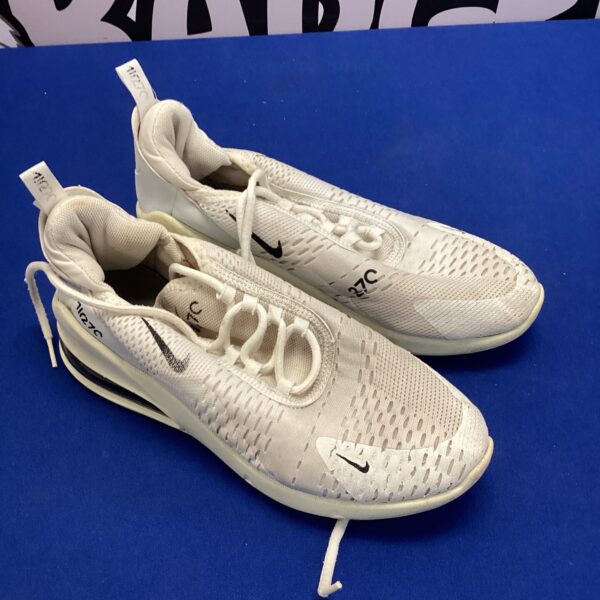 Size 8 Nike Air 7C trainers, athletic footwear.