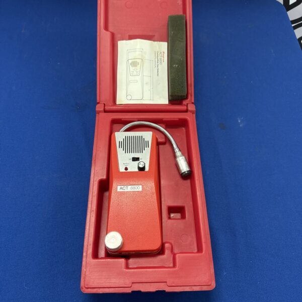 Snap On ACT8800 combustible gas detector for leak detection.