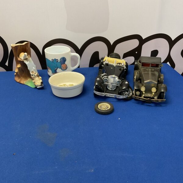 Mixed lot of vintage ceramics and a Burago diecast model car.
