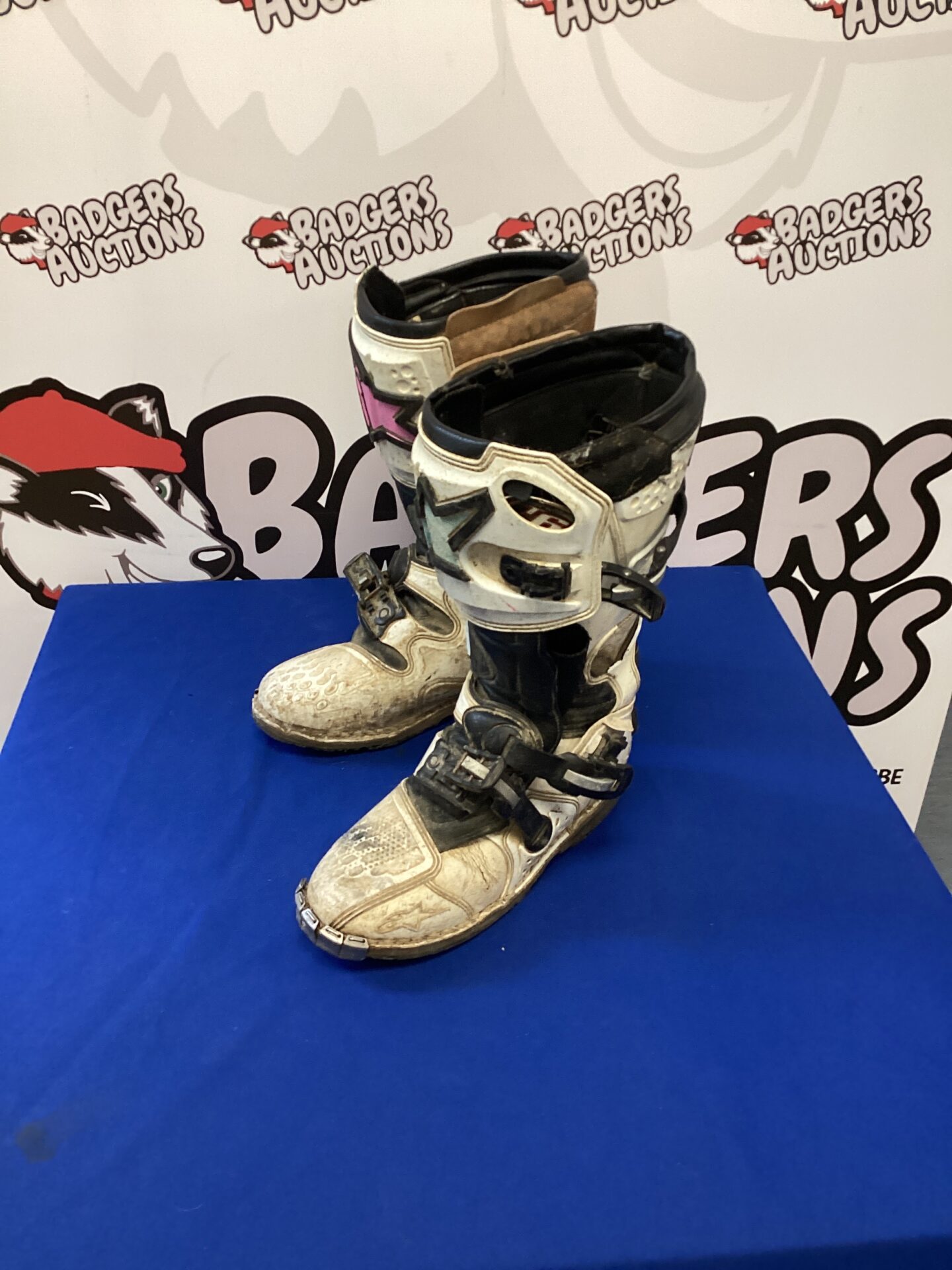 515 Pair of alpine-star motorcross size 10