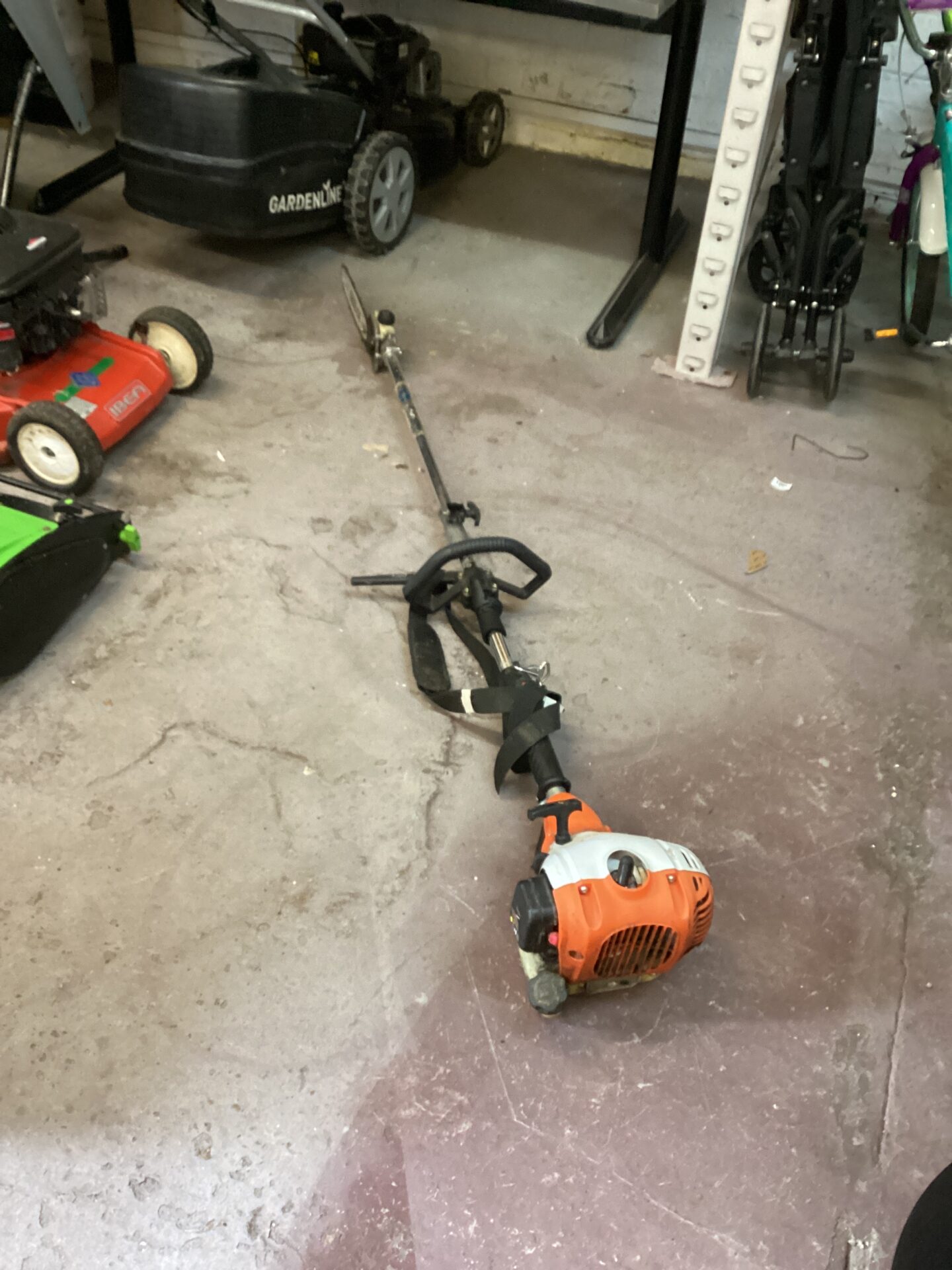 1001 Eckman Petrol garden multi tool with chainsaw fitting