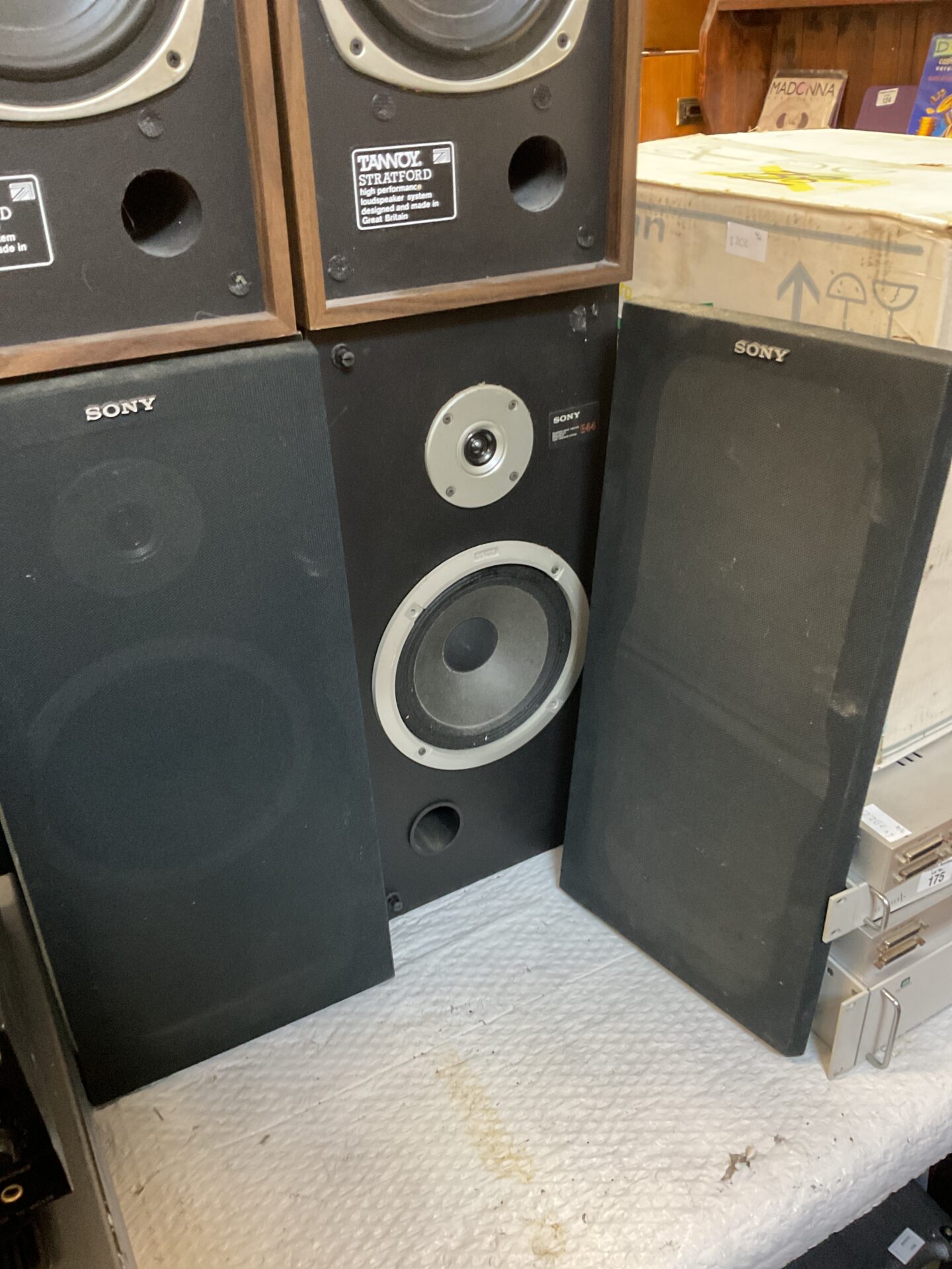 172 Pair of sony e44 speakers