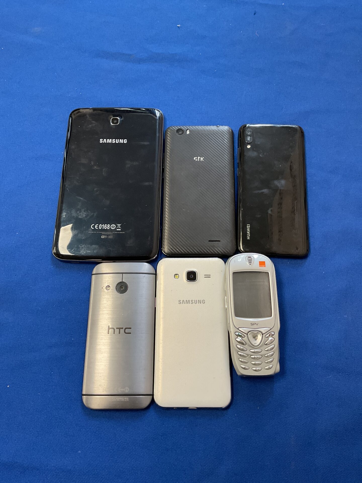 191 Bundle of Mobile phones & tablets inc samsung