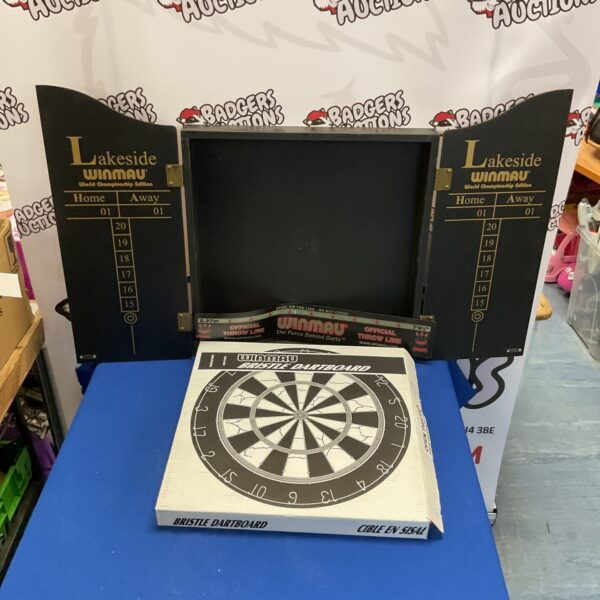 Winmau Lakeside Championship bristle dartboard for dart games.