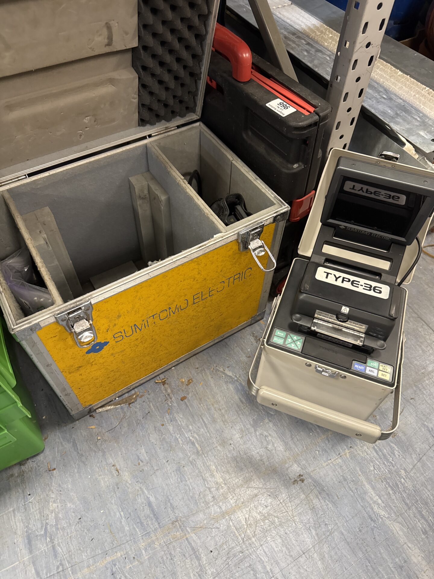 967 sumitomo electrics type 36 Fibre cable splicer- powers on untested further