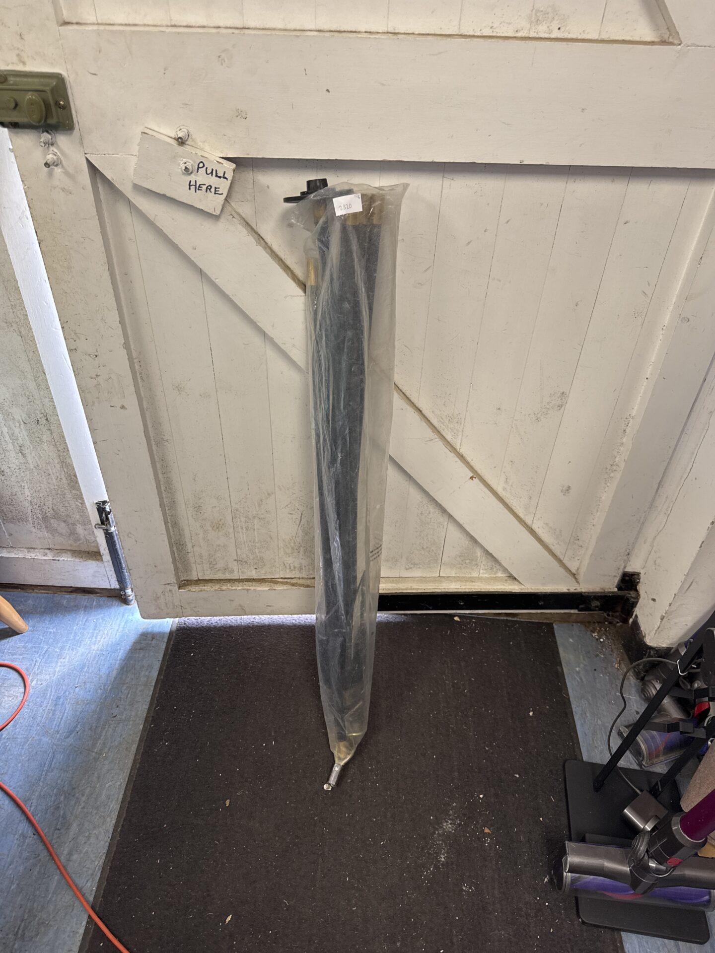 842 Set of drain rods