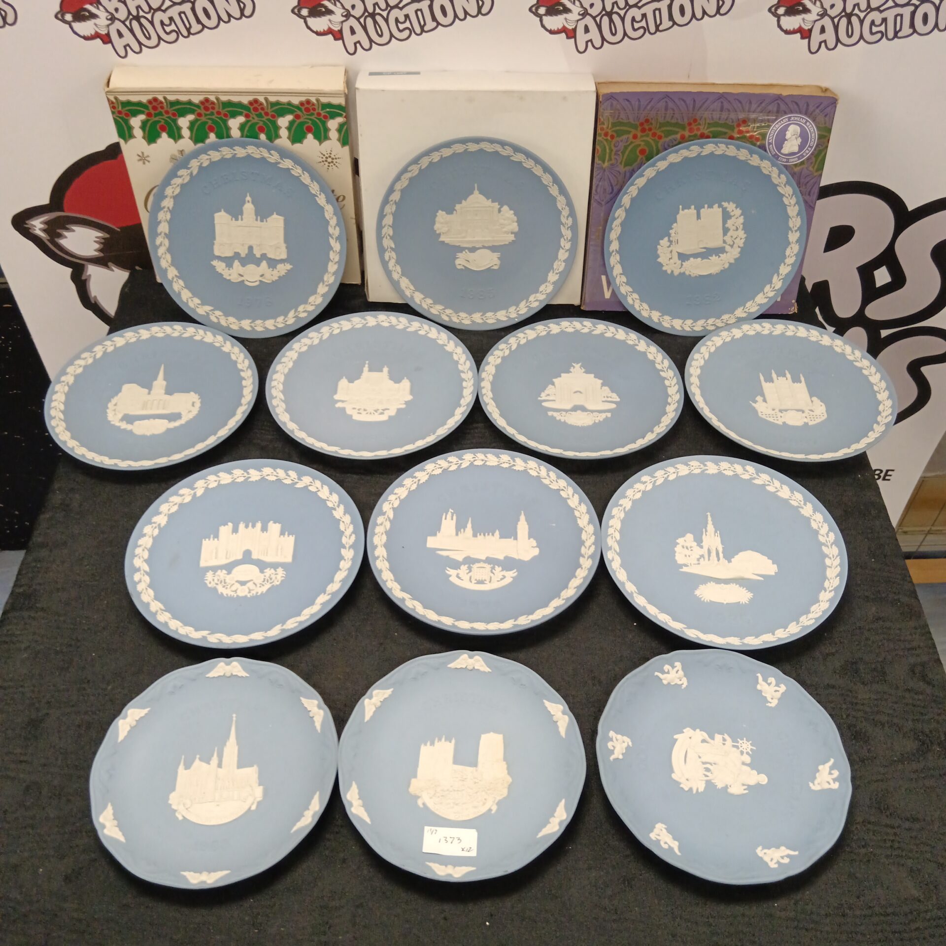 817 Collection of wedgwood jasperware plates