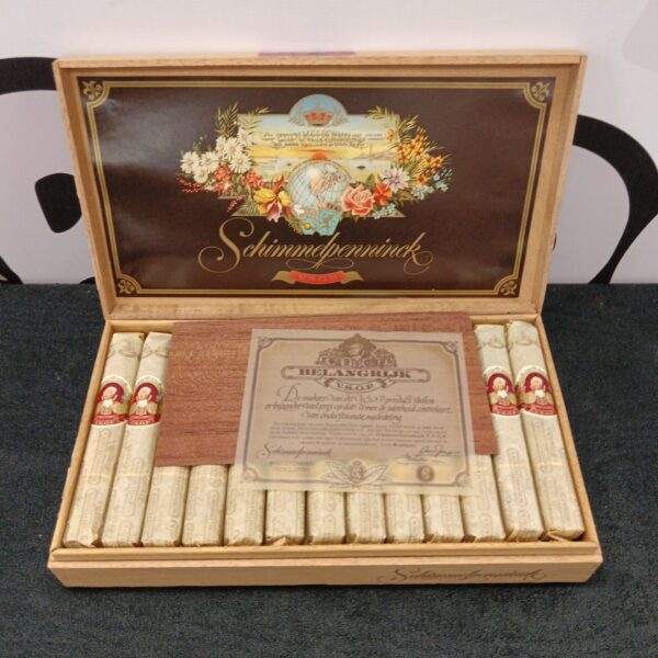 Vintage Schimmelpennick cigar box with twenty-five cigars inside.