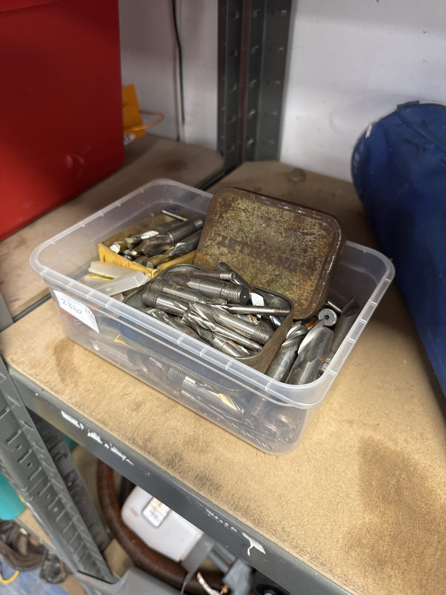 834 Selection of drill & router bits