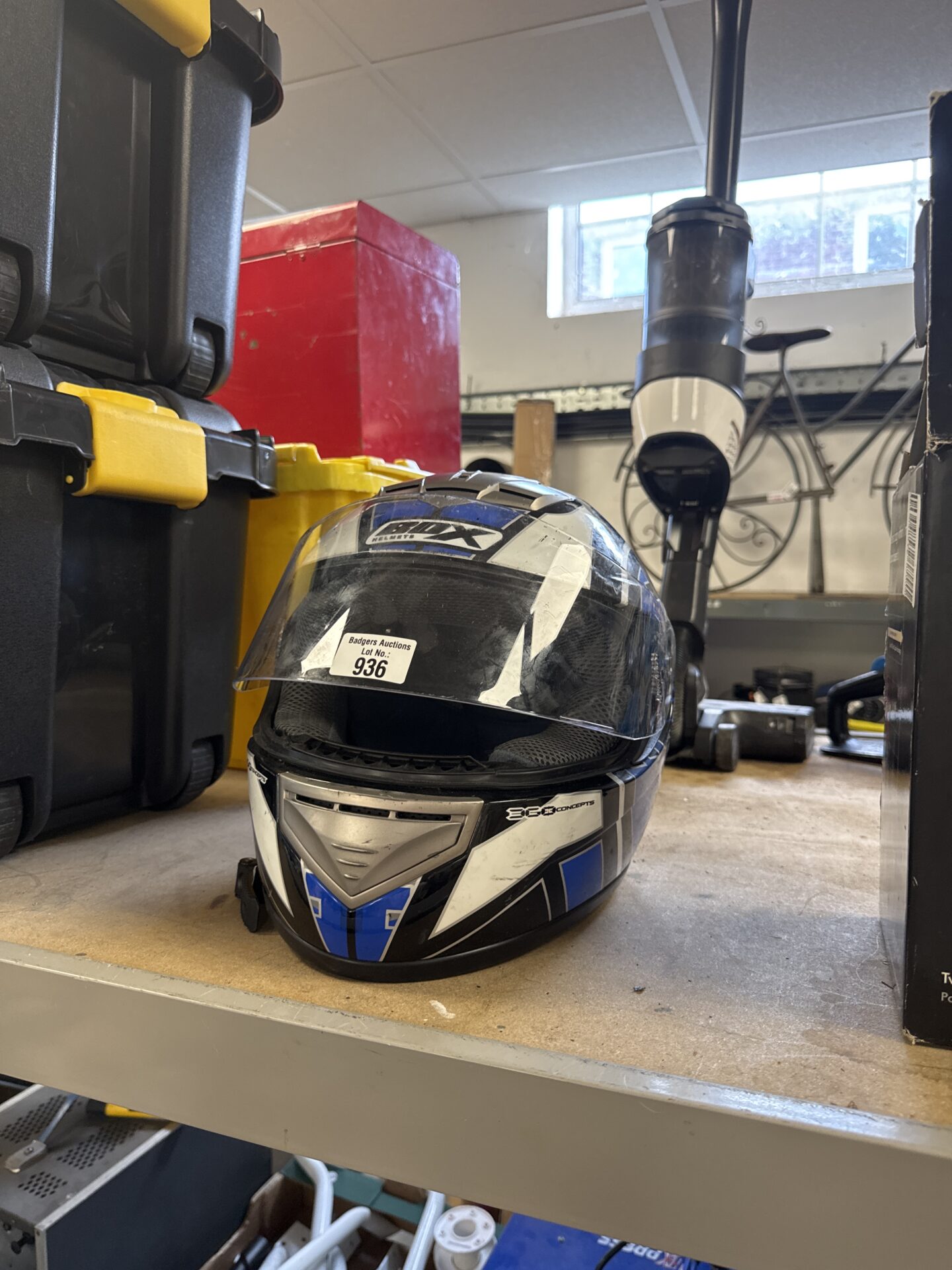 887 Bdx motorcycle helmet size L