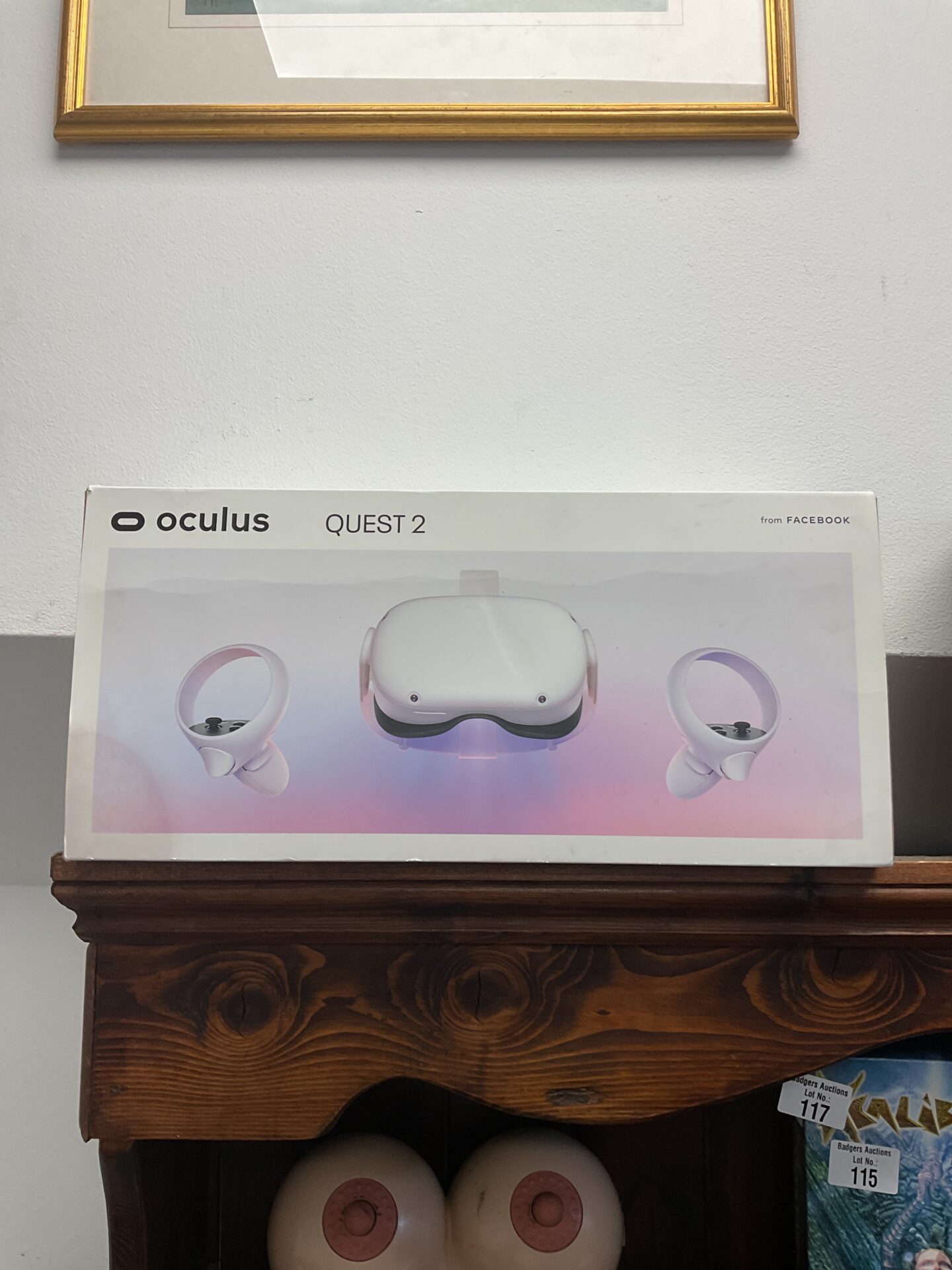 114 Oculus quest 2 virtual reality headset with controllers