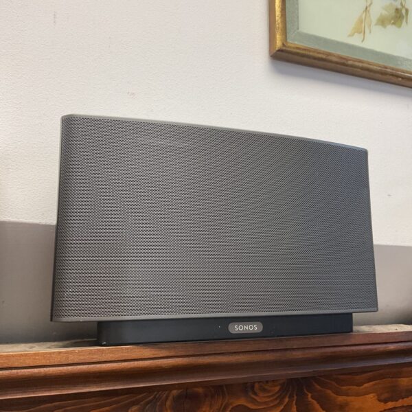 Front view of a black Sonos Play 5 wireless speaker.