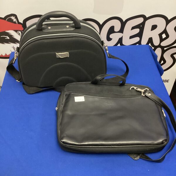 Black Antler Vemo laptop bag with shoulder strap.