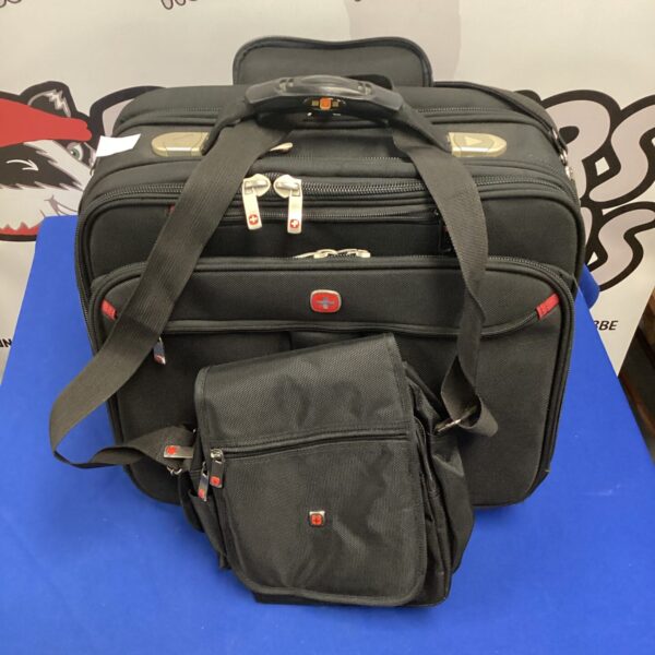 Black SwissGear carry on laptop bag with rolling wheels.