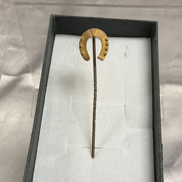 Vintage 9ct gold horseshoe stick pin for lapel or tie.