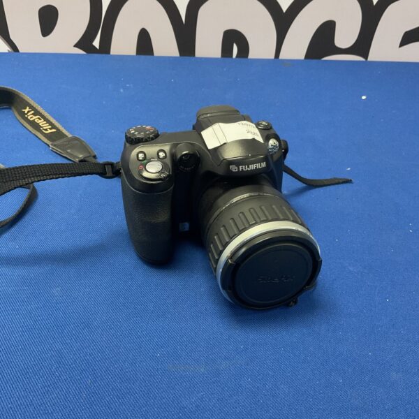 Fujifilm digital camera with a 10x optical zoom lens.