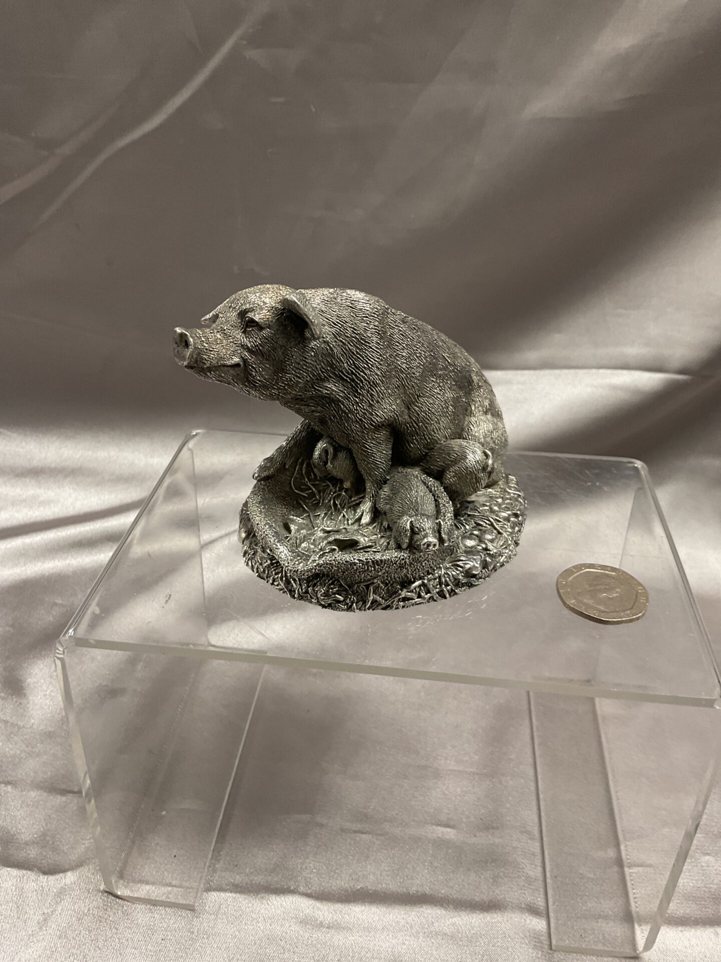 795 hallmarked silver country artists pig