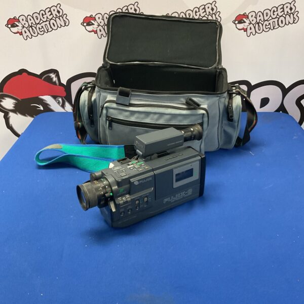 Vintage Fujix P600AF camcorder with carry bag for collectors.