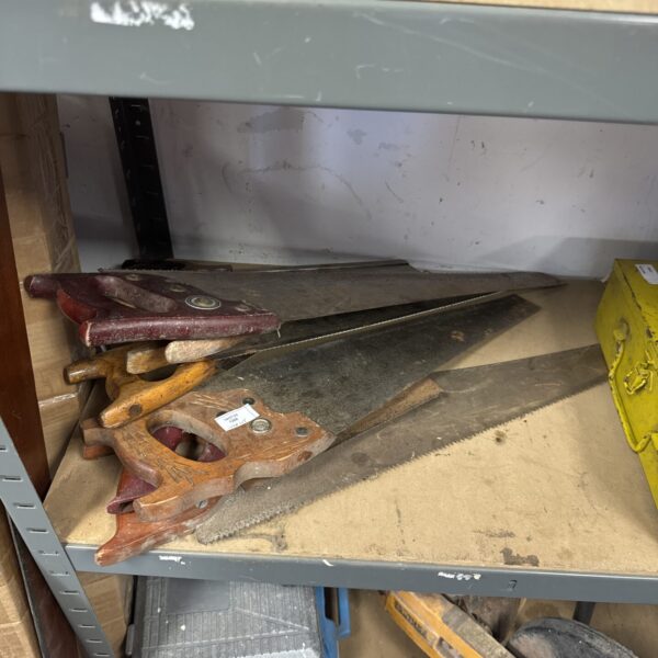 Vintage wood saws job lot for carpentry and collecting.