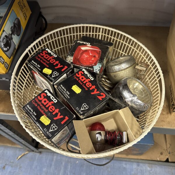 Vintage Pifco cycle lamps in a mixed lot for collectors.