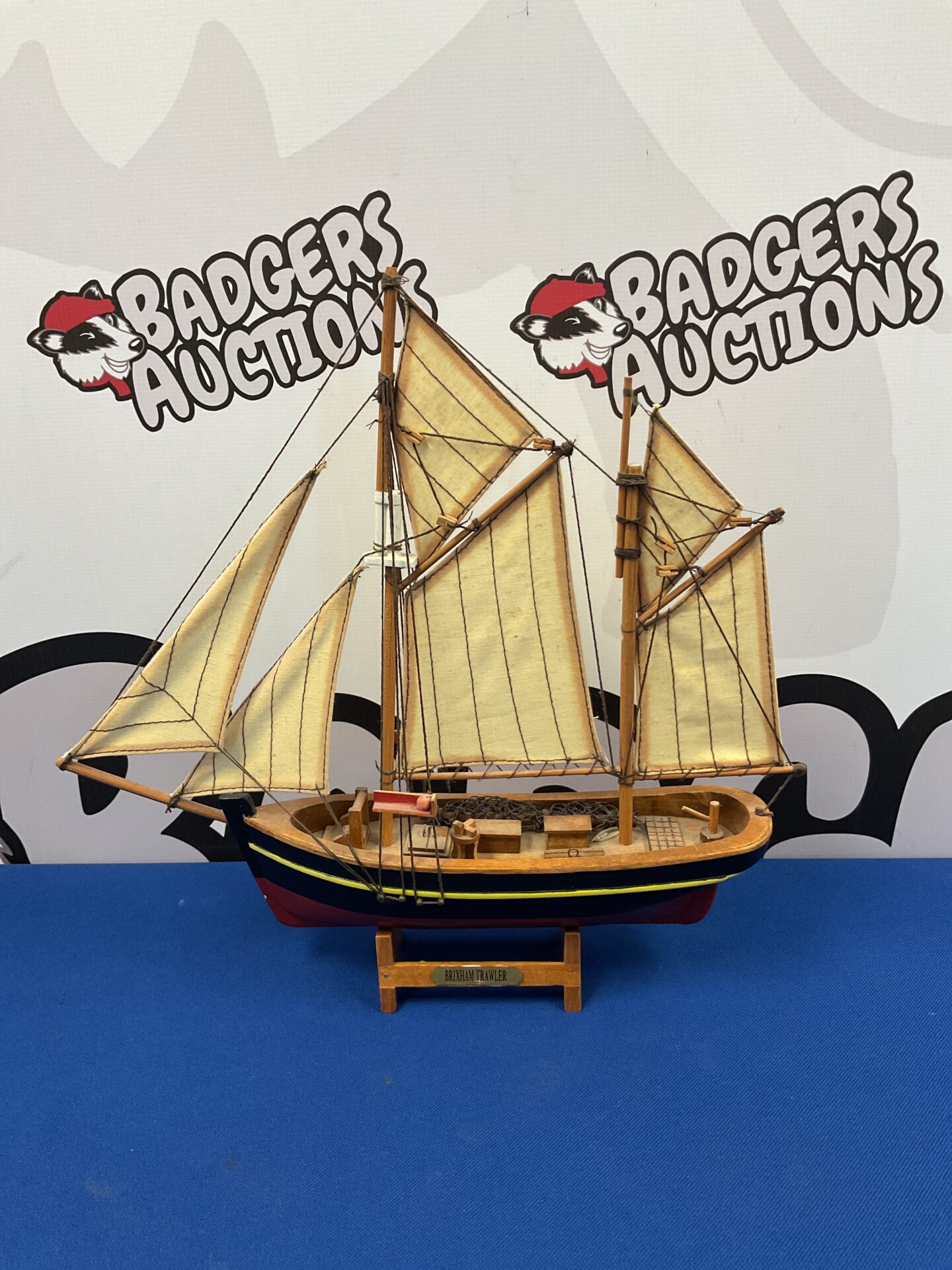 039 Brixham trawler wooden model sail boat