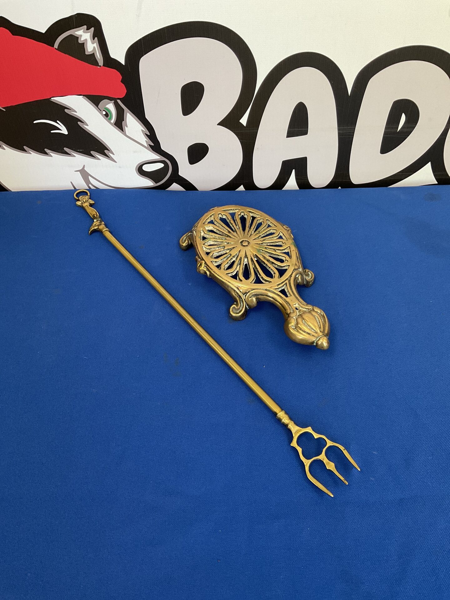 042 Antique brass trivet with toasting fork