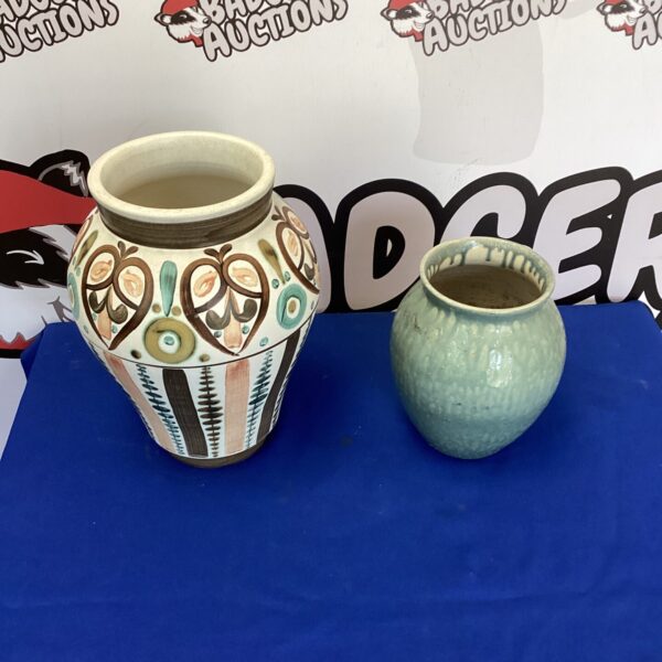 Speckled glaze Glyn Colledge studio pottery vase.