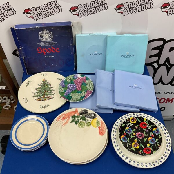 Collection of vintage Spode and Wedgwood decorative plates.
