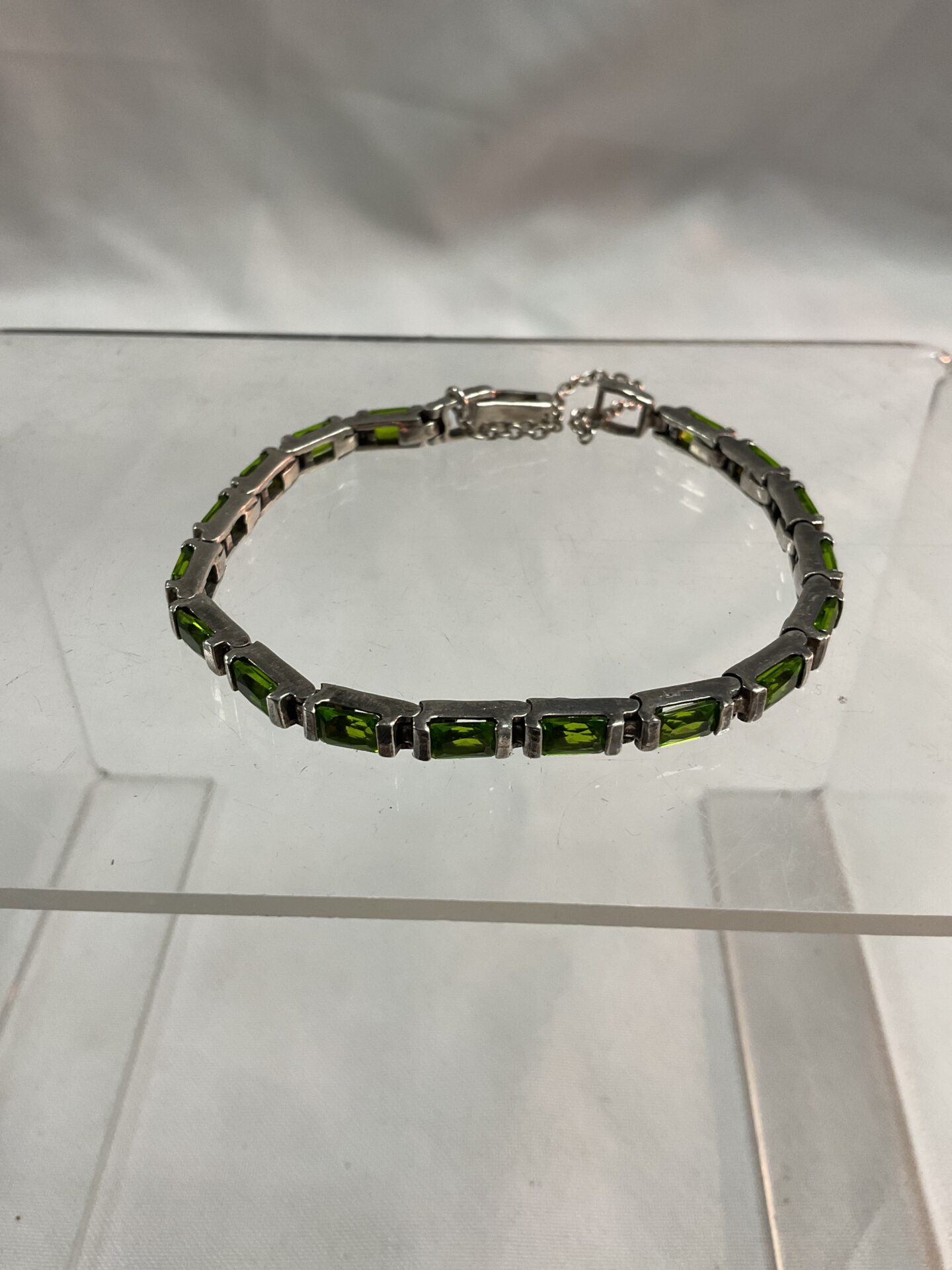 766 925 silver green peridot stone bracelet